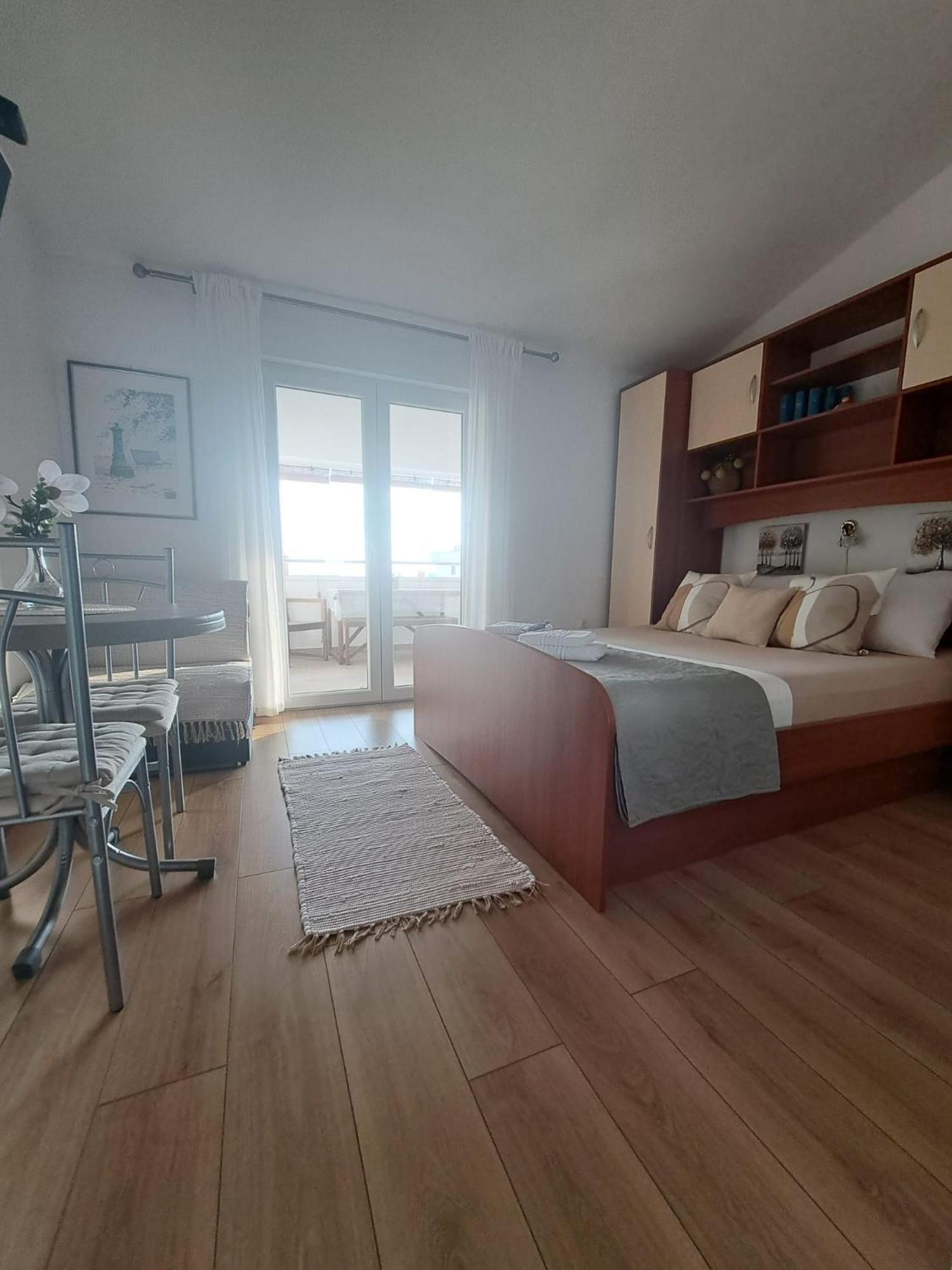Apartments Marija Макарска Экстерьер фото